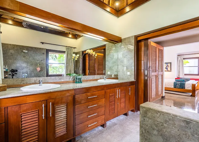 Madu Villa Seminyak (Bali)