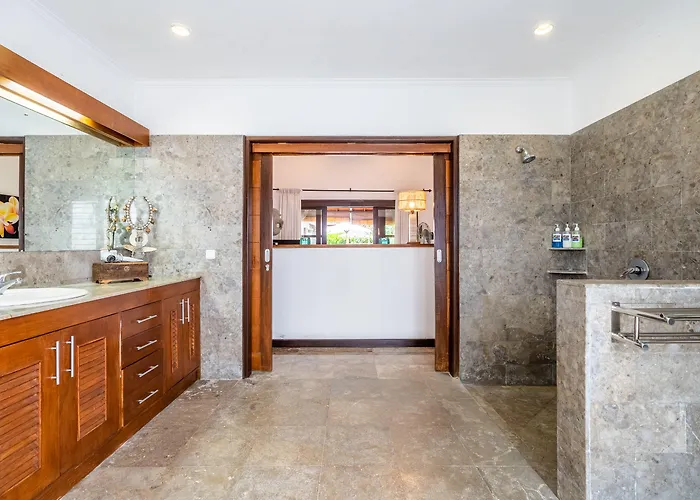 Villa Madu Seminyak (Bali)